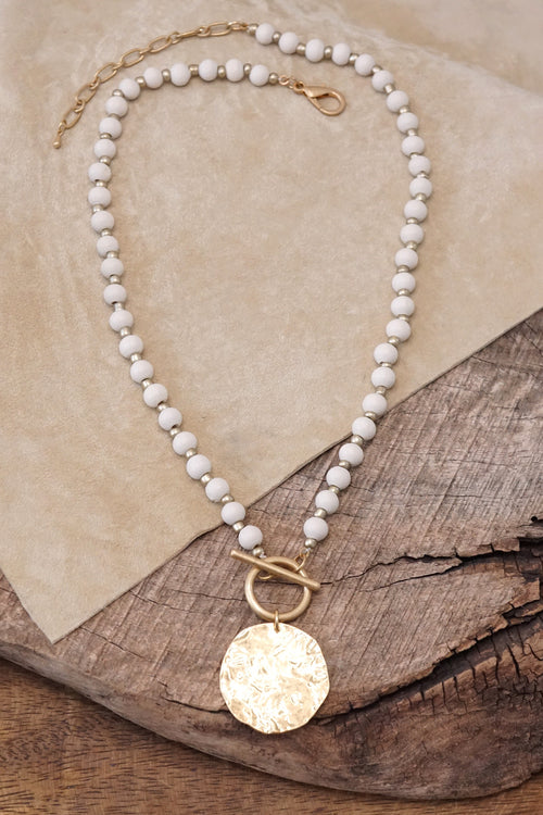 Wooden Beads Short Coin Toggle Necklace in Cream and Gold
