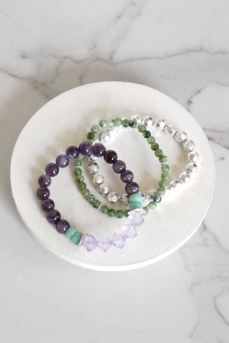 Bracelet Stack of 3 pieces Purple Green Acrylic Glass and Silver tone beads