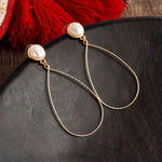 Teardrop with a pearl dangle earrings in gold