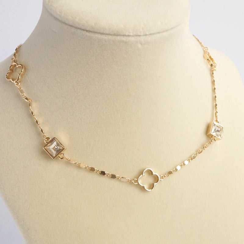 Clover station dainty short necklace with crystals in Gold and Silver Tones