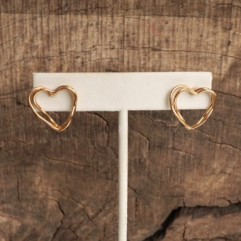 Wire-Inspired Heart Stud Earrings – Gold Tone