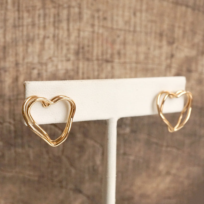 Wire-Inspired Heart Stud Earrings – Gold Tone