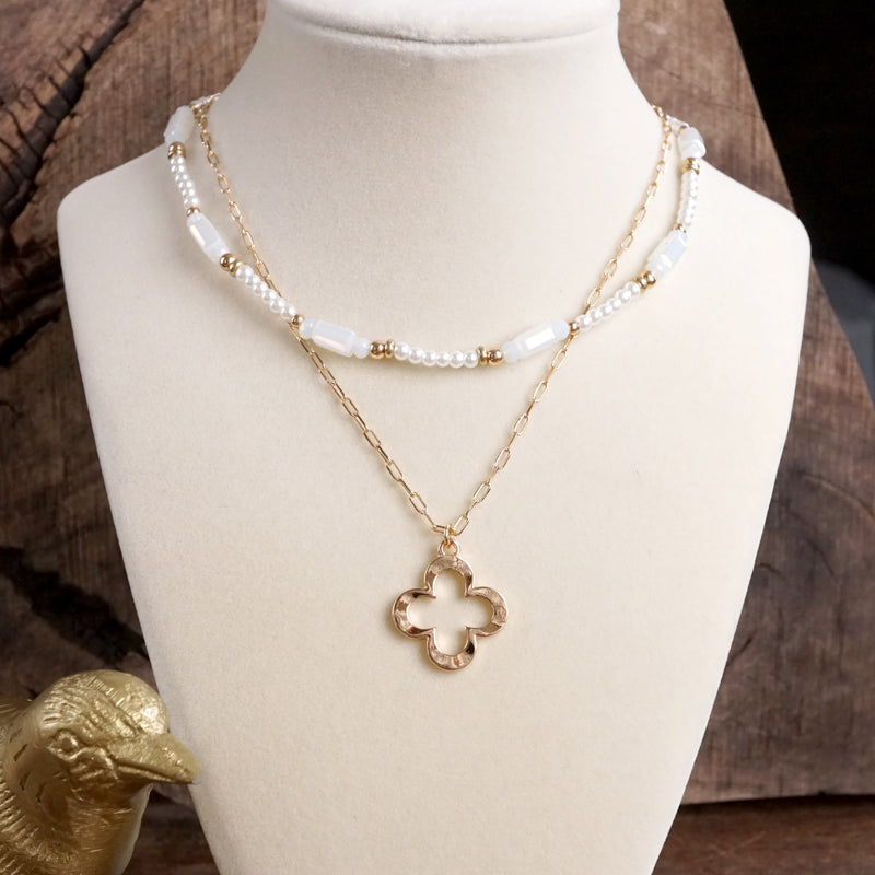 Elegant Classic 2-in-1 Pearls & Chain Necklace with Clover Pendant