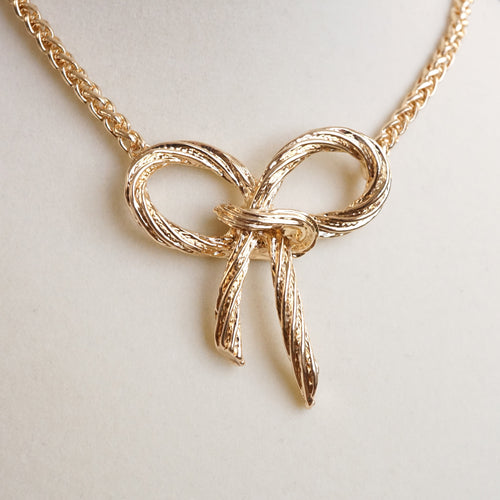 Large Rope Textured Bow Pendant Statement Necklace Gold Silver Tone