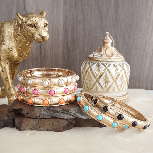 Timeless Charm – Slim Cabochon Eternity Bangle