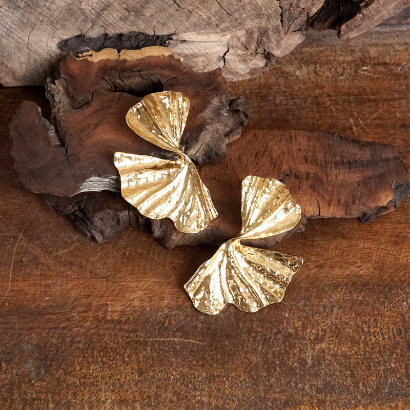 Bold Statement Abstract Fan Leaf Earrings – Gold Tone