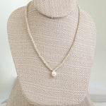 Short Necklace Glass Beads Freshwater Pearl pendant Beige