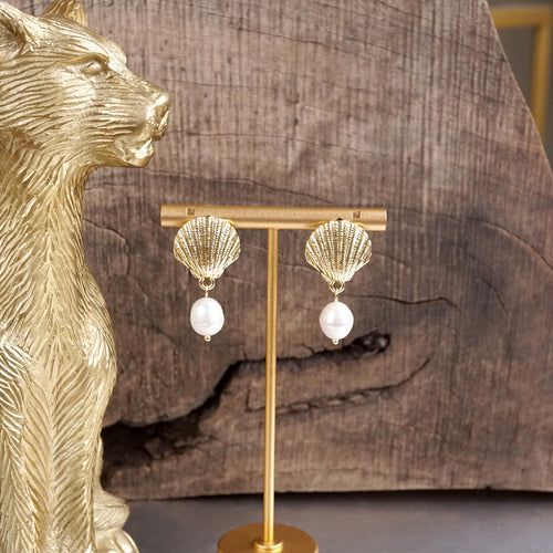 Ocean Whispers – Gold Seashell Earrings with Pearl Drops