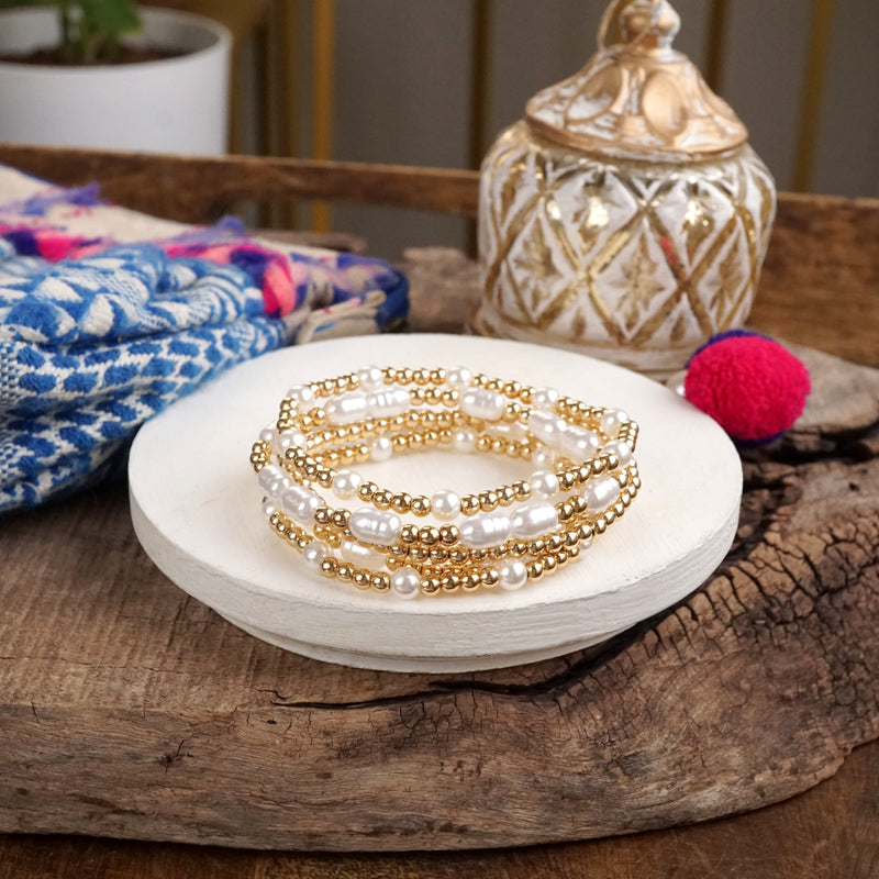 Pearl & Gold Beaded Stretch Bracelet Set – Set of 5