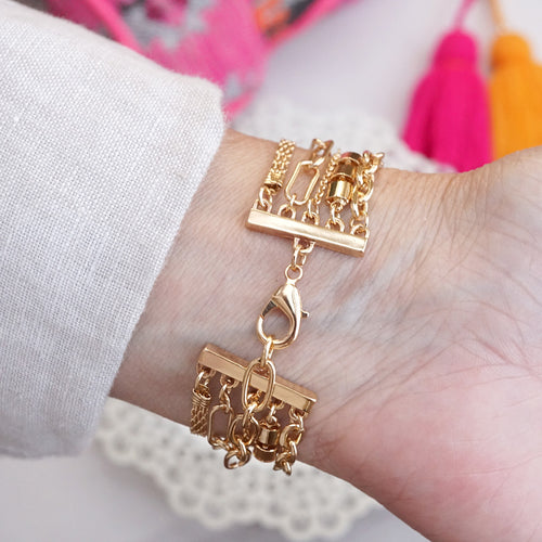 Golden Strands – Clover Charms 5-in-1 Multi-Layer Chain Bracelet with