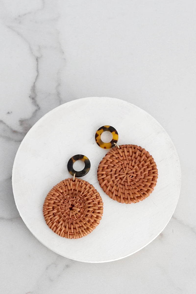 Straw Drop Earrings Round Rattan Brown With Tortoise
